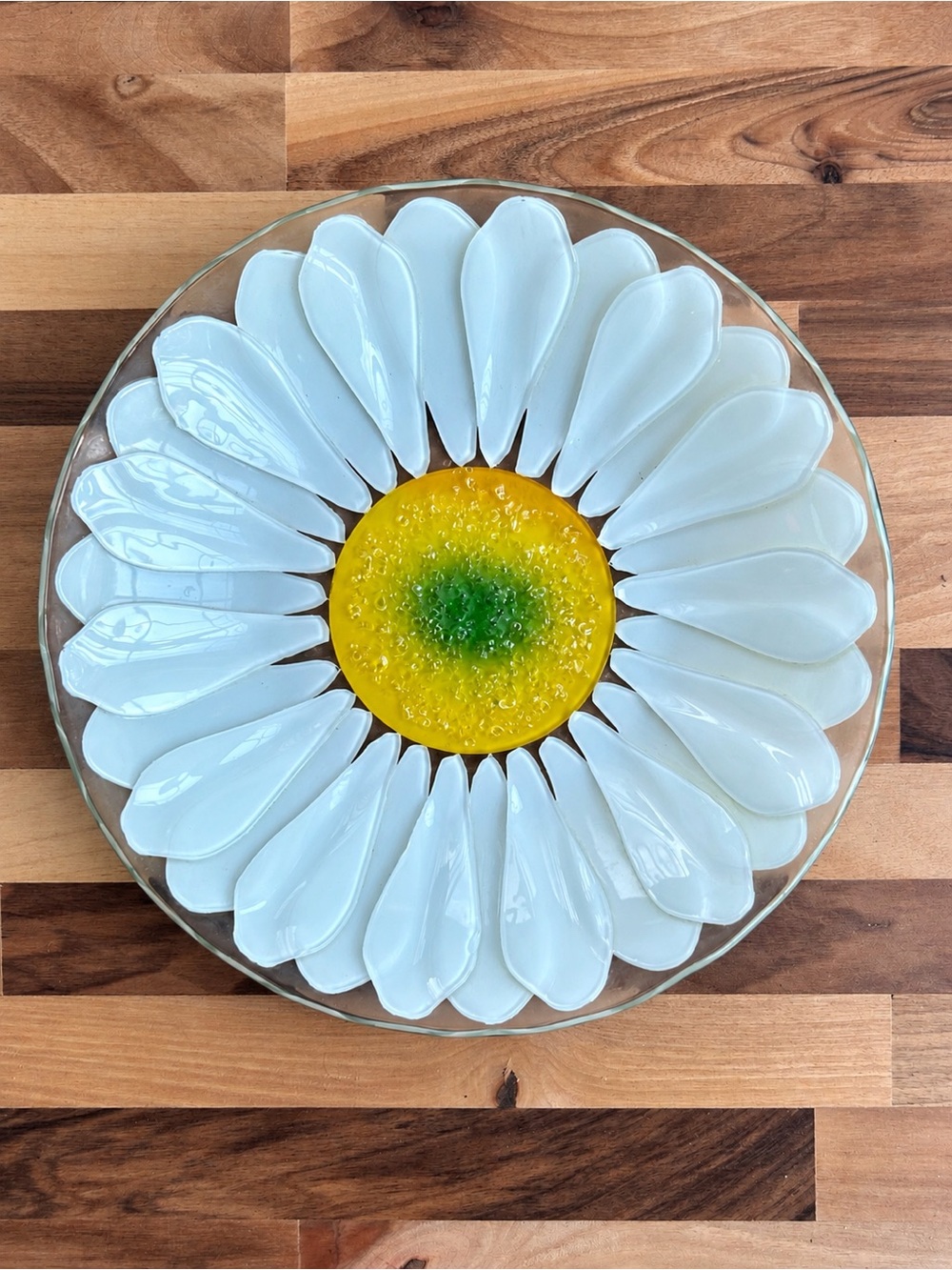 Villeroy & Boch Flora Vitrum Marguerite Daisy Glass Bowl 10.5” Vintage